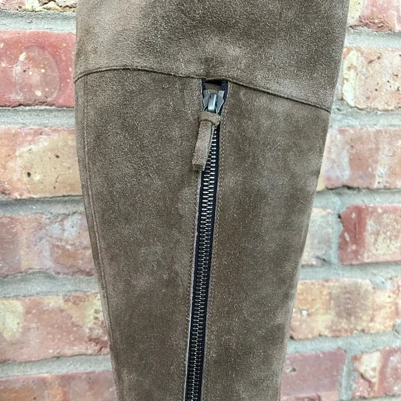 Balenciaga Runway Tan Suede Platform Knee High Boots - Picture 5 of 9